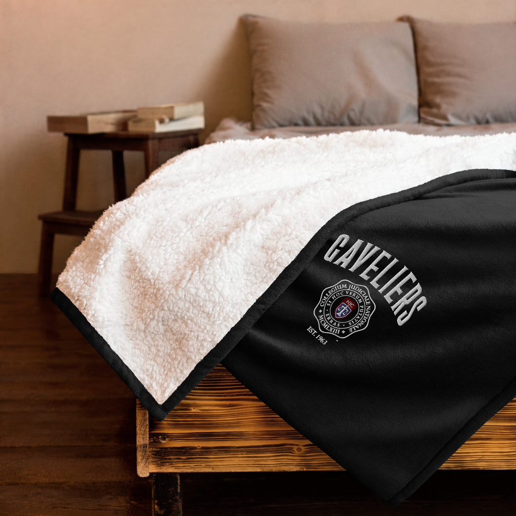 Gaveliers Premium embroidered sherpa blanket